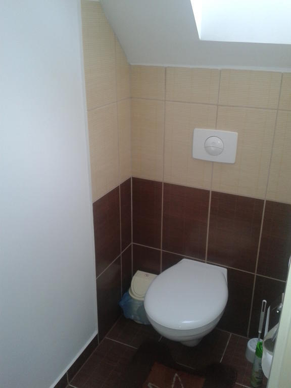Határmenti Vendégház Zsira Habitación foto